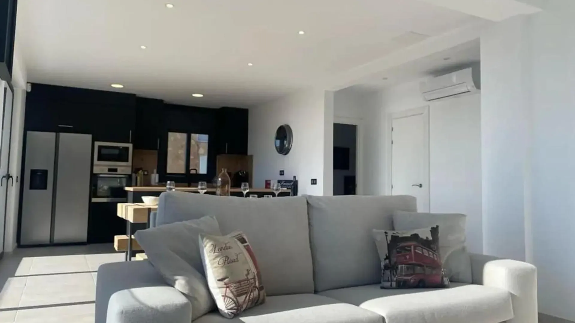 Holiday home Modern House With City View In El Mas Fumats Selva de Mar