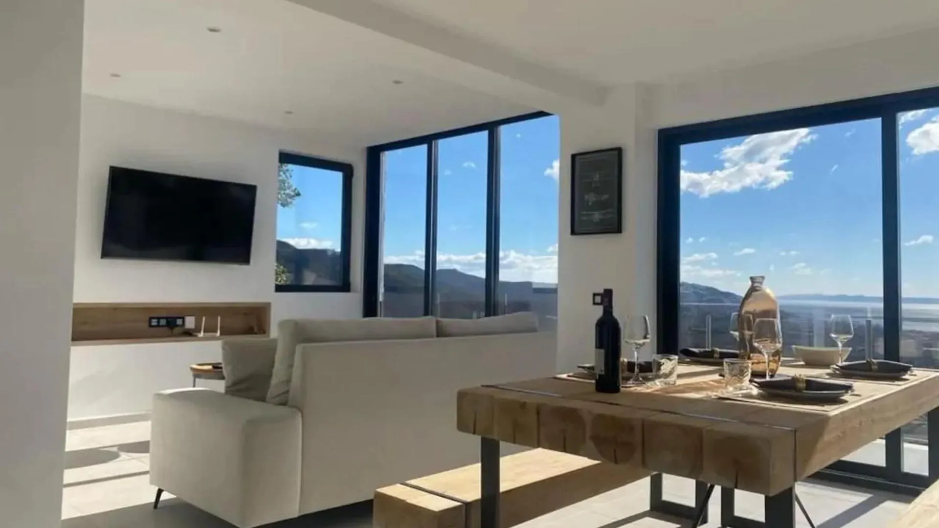 Modern House With City View In El Mas Fumats Selva de Mar Holiday home